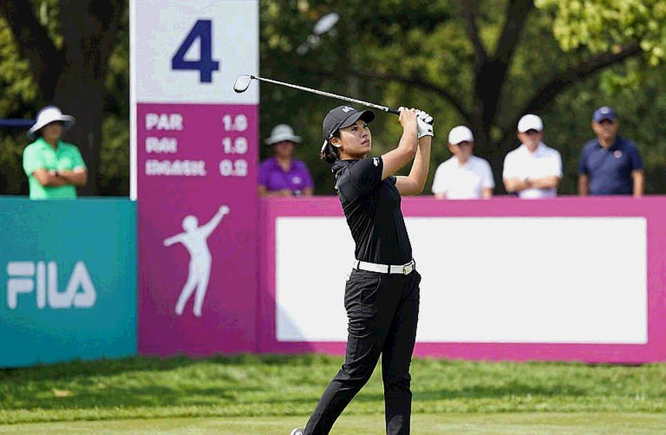 Cú putt cuối cùng mang về chiến thắng Walker Cup cho Great Britain & Ireland - Cảm xúc từ Ian Poulter hát bài hát tại quán rượu Ireland